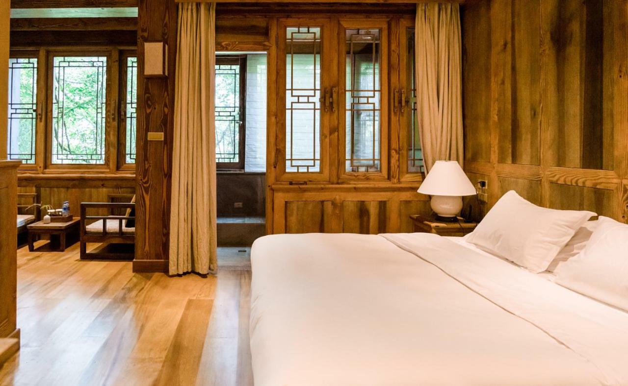 Songtsam Tacheng Lodge Deqen Buitenkant foto